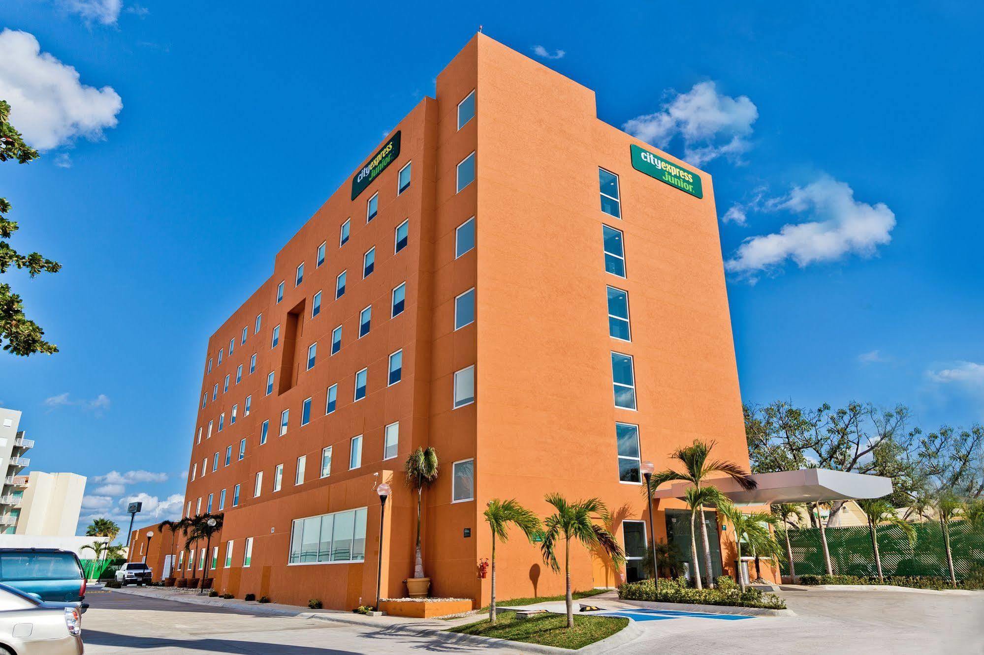 City Express Junior By Marriott Ciudad Del Carmen Exterior foto